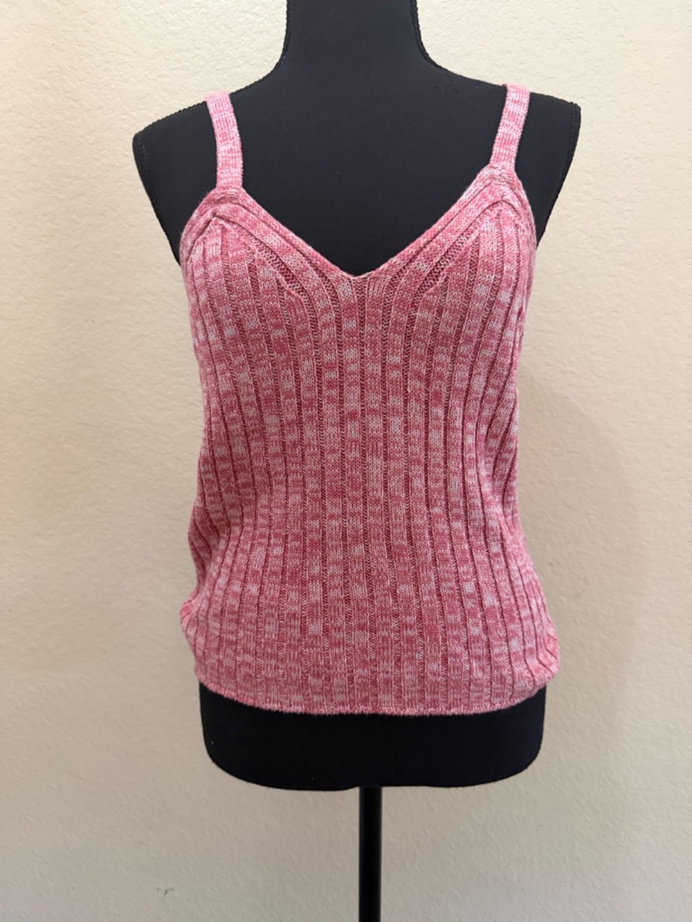 Pink Ribbed Knit V-Neck Tank Top